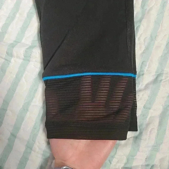 Adidas Black Capri Leggings - Picture 3 of 7